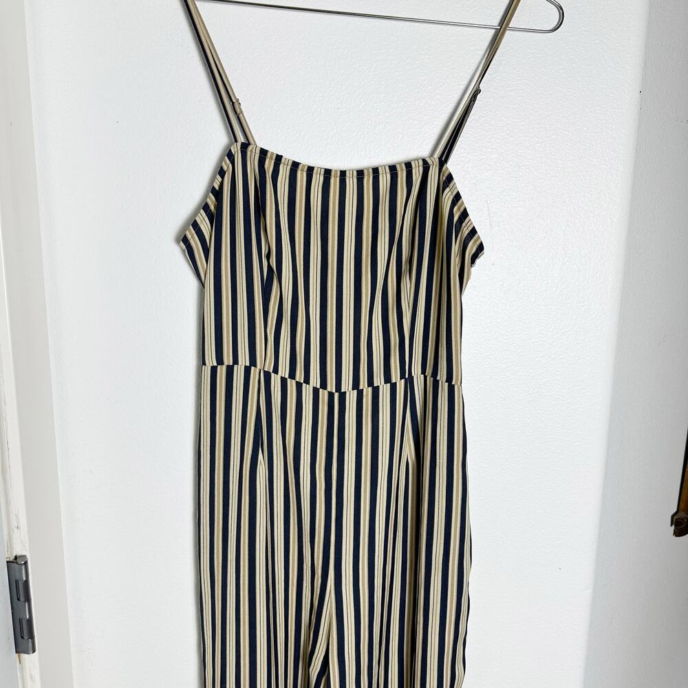 Urban Outfitters Straight-Neck Striped Jumpsuit Women's sz 6 - Picture 6 of 11